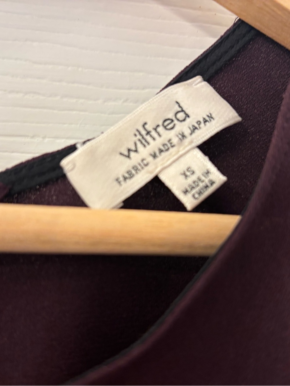 Wilfred Deep Plum Sleeveless Top